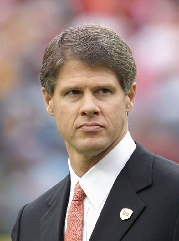 Clark-Hunt-Net-Worth