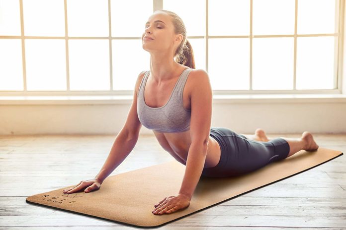 Best 5 Sports Bras For Yoga-1