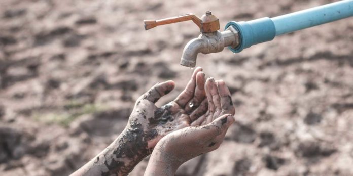 lack-of-water-from-the-water-crisis-in-Africa