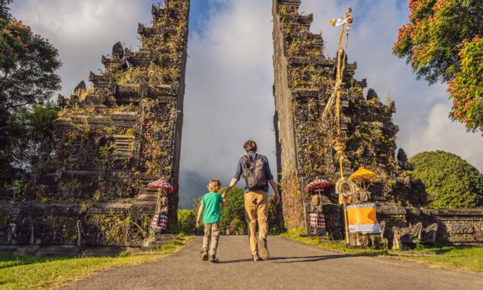 bali-Candi-Bentar-gate-shutterstock_1526017259