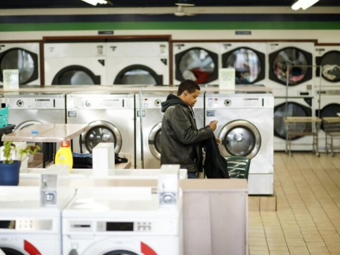 Are Laundromats Safe During the Pandemic? FotoLog