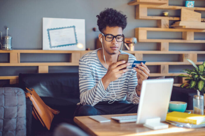 Cryptocurrencies with Credit Card