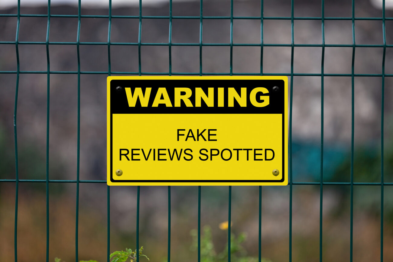 Warning - Fake reviews spotted